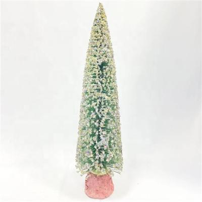 China 2021 New Coming Christmas Decorations Bottle Brush Tree and Best Qualityl Christmas Tree Topper with Factory OEM Service Provided for sale