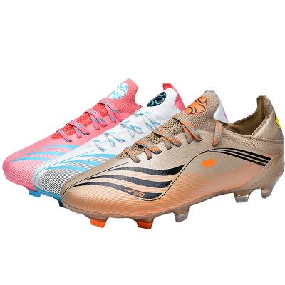 China Fashion \ New Design High Quality Leather Women\`s Mens Football Boots Soccer Sneaker Boots Comfortable Outdoor Adult Stain \ Durable Football Boots for sale