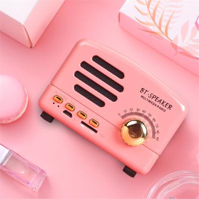 China 2022 Retro Portable Mini Wireless Blueteeth Speaker Mini Speaker Support TF Card FM Radio Portable Microphones for sale