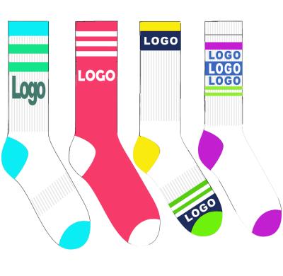 China Custom Wholesale QUICK DRY Embroidered Knocks Logo Crew Socks Custom Made Design Brand Sports Sock Cotton Men for sale