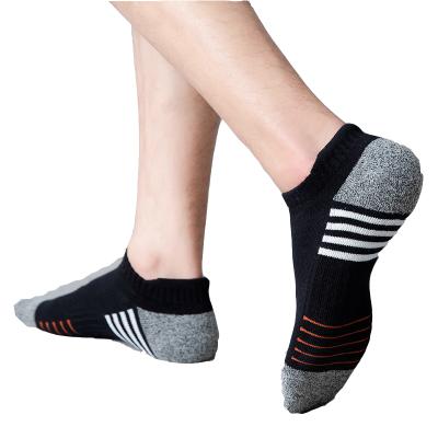 China Autumn Custom Sports Thick Men Socks Golf Ankle Terry Absorb Sweat Socks Funky Sport Ankle Socks for sale