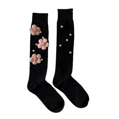 China Amazon Hot Sale Fancy Design QUICK DRY Woman Socks Plus Size 3D Flowers Pearl Knee High Socks for sale