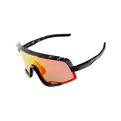 China Sports Sunglasses Wholesale Custom Logo 2022 Fashion Luxury Frame Tr90 PC UV400 Fishing Driving Sports Cycling Polarized Sunglasses For Women Men for sale