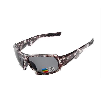 China Fashion Sunglasses 2022 Sun Glasses Women Sport Fishing Windproof Polarized Logo With Bag Custom Made Unique Bling Party for sale