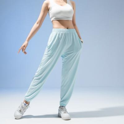 China High Quality Custom Logo Joggers QUICK DRY 2 Piece Crop Tops Pants Set For Women Active Running Pants for sale