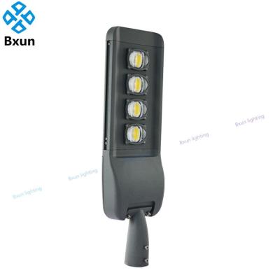 China High quality COB road illumination new engineering ip65 wattage outdoor full LED street light manufacturer wide area design lighting street light 200W for sale