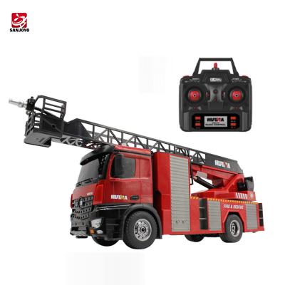 China Wholesale Huina 1561 RC Hobby 561 Remote Control Plastic Truck Toy With Water Spray 1:14 Simulation RC Fire Engine Fire Pump for sale