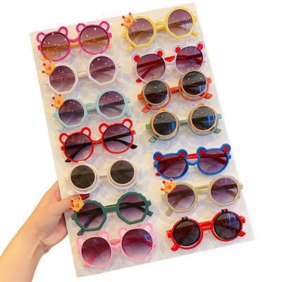 China PC Personality Boys And Girls Sunscreen Sunglasses Baby Cartoon Going Out All-match Sunglasses For Child for sale