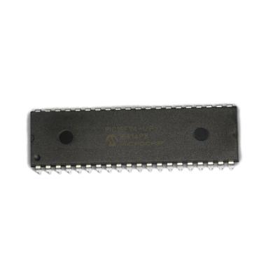 China New original standard PIC16F74-I/P Microcontroller IC 8bit 20MHz 4KB (2Kx12) PDIP-40 Flash IC 4V | 5.5V, 192B RAM for sale