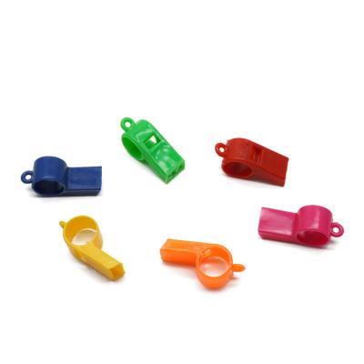 China Plastic Whistling Toy Funny Children's Whistling Toy Mini Small Promotional Encouraging Toys for sale