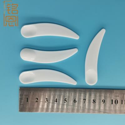 China Small And Exquisite OPP Bag Mini Cosmetic Spoon Cosmetic Cream Spatula Packaging Facial Cream Spatula For Skin Care for sale