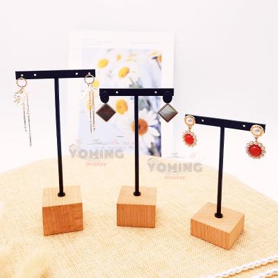 China High-end Jewelry Display Rack Jewelry Display Rack Shop Storage Metal Earring Display Stand For Store Display for sale