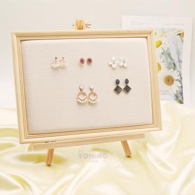 China Custom Luxury Super Luxury Store Display Home Decoration Wood Tray Jewelry Earring Display Fiber Cloth Jewelry Earring Display for sale