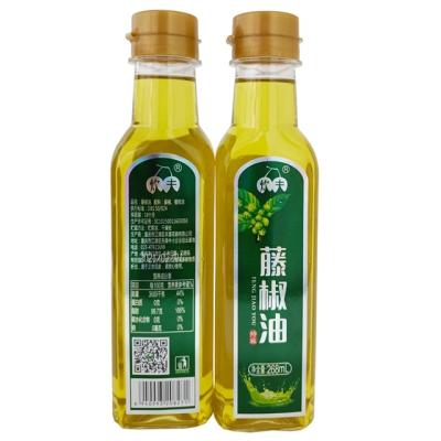 China Cooking Sichuan wholesale green pepper frying oil seasoning oil for food for sale