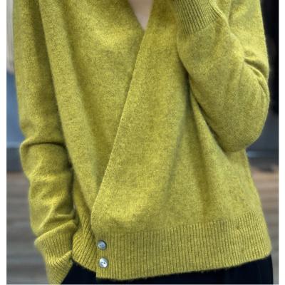 China 2022 100% Cashmere Wool Sweater Women's Lazy Short Loose V-Neck Sweater Cardigan Wool Knitted Top Coats for sale