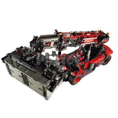 China Moc-56222 Large Plastic Container Crane 3500pcs Building Block Assembly Technology Size Reduction Front Splicing New Year Gift for sale