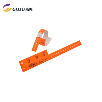 China China Cheap Custom Vinyl Wristband With 3 Band PVC Wristband for sale