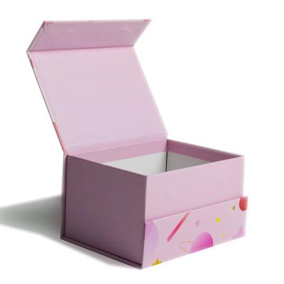 China Luxury Paperboard Foldable Magnetic Gift Box Custom Logo Paper Packaging Box for sale