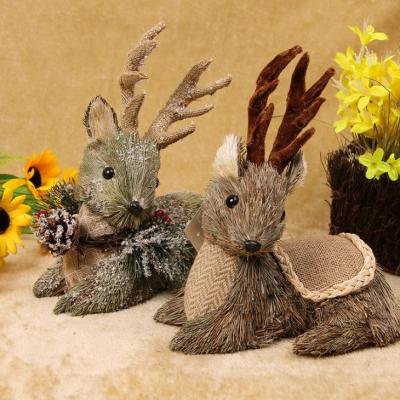 China New Design Reindeer Sisal Straw Rattan Handmade Craft Christmas Ornaments Home Decorations Accessories for sale