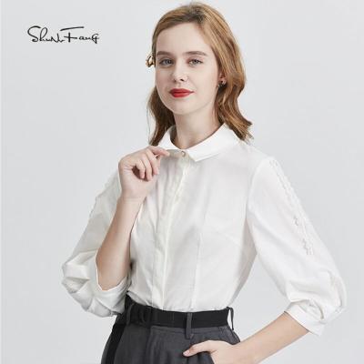 China 20201 Sustainable Women's Long Shirt With Pockets Female Casual Regular Collar Long Slapped Button- Front Long Sleeves Shirts for sale