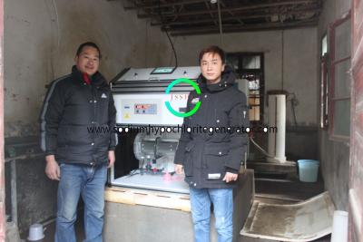 China Tipo bipolar equipo automático del hipoclorito de sodio para el agua potable 400g/H en venta