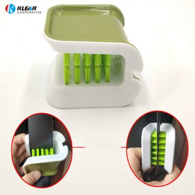 China Car Care Product U-shaped Car Cleaning Brush Seat Belt Interior Cleaning Brush for sale