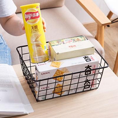 China Universal Viable Metal Storage Racks Holders Fruit Organizer Kitchen Wire Storage Baskets for sale