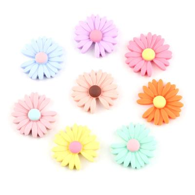 China Europe style classic different sizes flatback colorful resin daisy charms for decoration for sale