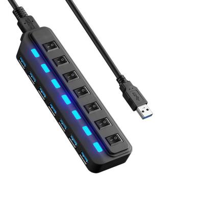 Chine HUB de remplissage micro de câble d'Usb de 7 ports chaque port avec chacun des deux partageant le commutateur/LED à vendre