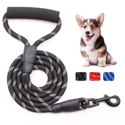 China Sustainable High Quality Dog Harness Set Reflective Nylon Rope Powerful Electric Pet Leash Traction Hoist for sale