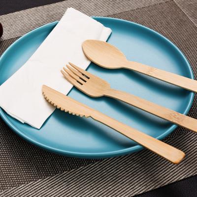 China Disposable Bulk Flatware 72 Pieces 3pcs 4pcs Reusable Cutlery Set Paper Cutlery for sale