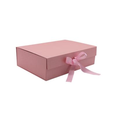 China New Design Recycled Materials Christmas Gift Foldable Lid And Raw Paper Packaging Boxes With Stain Ribbon for sale