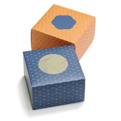 China Recycled Materials Custom OEM Folding 4 Color Printing Corrugated Luxury Candle Box Paper Packaging for sale