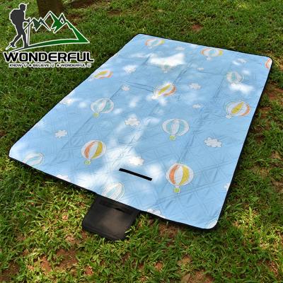 China Outdoor activities washable waterproof portable ultrasonic machine wet proof printing outdoor beach camping picnic mat for sale