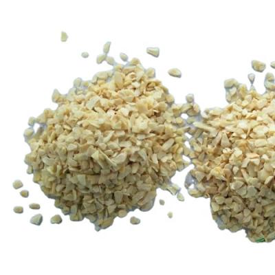 China Chopped garlic 8-16mesh granulated garlic for export Dehydrated Garlic Granules for sale