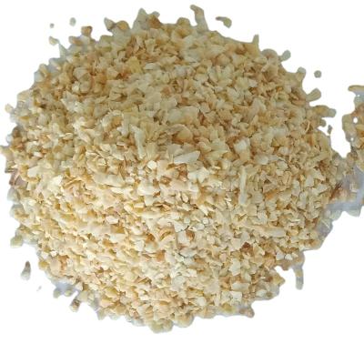 China dehydrated garlic granules 8-16mesh Dehydrated Garlic Granules pungent ,strong and characteristic for sale