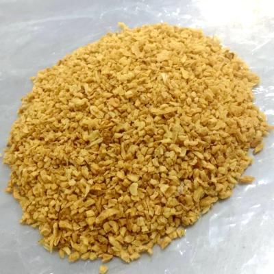 China Garlic Crisp Fried garlic granules (8-16 mesh) pungent ,strong and characteristic for sale