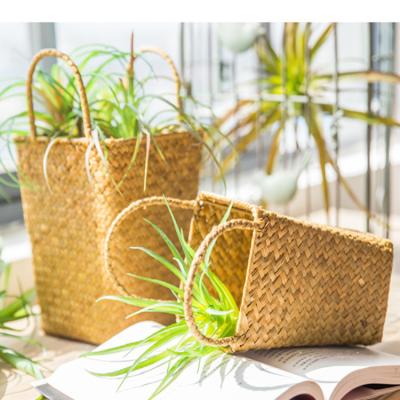 China Foldable Woven Natural Planter Straw Basket Flower Pot Laundry Basket Vegetable Plankton Viable Storage Basket High Quality for sale