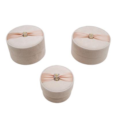 China New Design Luxury Velvet Ring Necklace Packaging Round Cardboard Paper Jewelry Box Leather Paper Boxes for sale