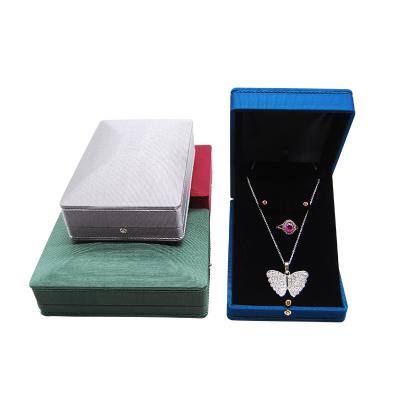 China Eco-friendly Best Selling Luxury Custom Leather Necklace Box Packaging Jewelry Box Pendant Box For Stock for sale