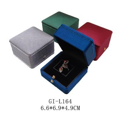 China YunFai Eco-friendly Leather Jewelry Organizer PU Jewelry Box Leather Box OEM/ODM Packaging Wholesales for sale