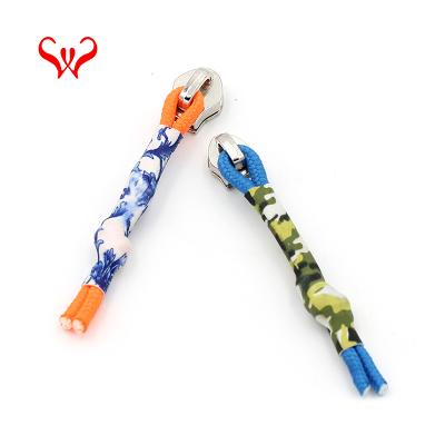 China Wholesale Nickel Free Rubber Tags Brands Logo Rope Novelty Zipper Pulls Colorful PVC Silicone Zipper Pull for sale