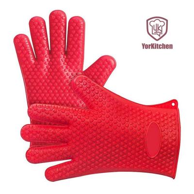 China 275*175mm Silicone 135G Dotted Heat Resistant High Temperature Baking Gloves for sale