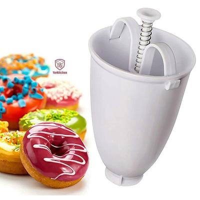 China Disposable Handmade Plastic Donut Maker Dispenser Manual Waffle Molds for sale