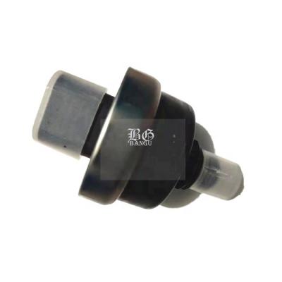 China oil pressure sensor 99484667 04858771 5001018865 504084761 98492361 for Iveco EuroCargo I-III for sale