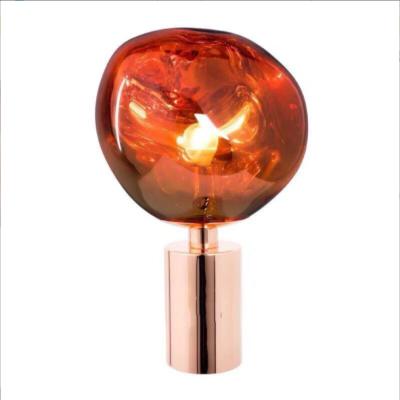 China Modern Creative New Design Decoration Lava Led Reading Table Lamp for sale