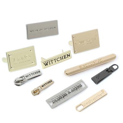 China Customizable trademark metal tag label bag accessories metal logo bag parts for handbag metal bag tags for sale