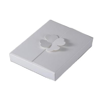 China Recyclable White Box Customized Aluminum Stamping Lid Box Skin Care Box for sale