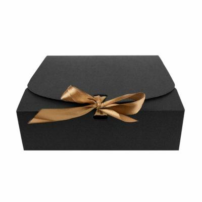 China Recyclable Luxury Cosmetic Packaging Custom Portable Private Label Strong Paper Gift Box for sale