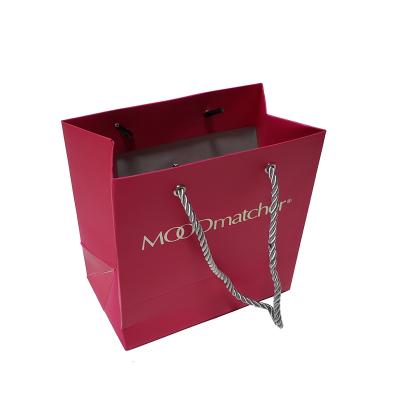 China Recyclable Luxury Paper Bag With Cotton Rope Rose Red Shopping Bag With Logos for sale